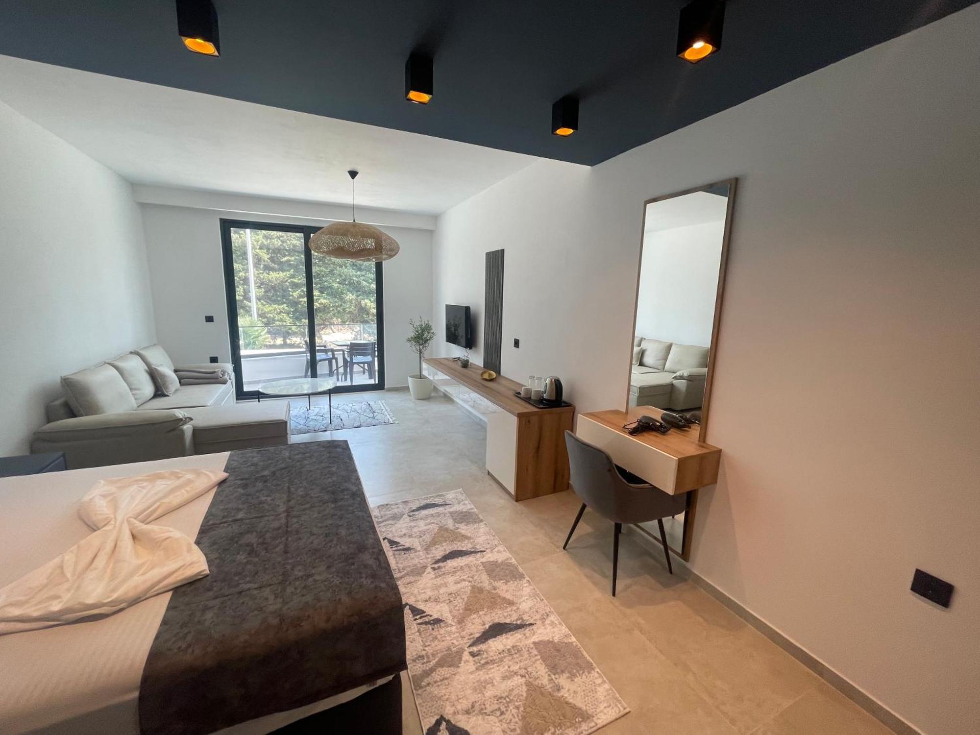 Apartaments Queen Ulcinj Esterno foto