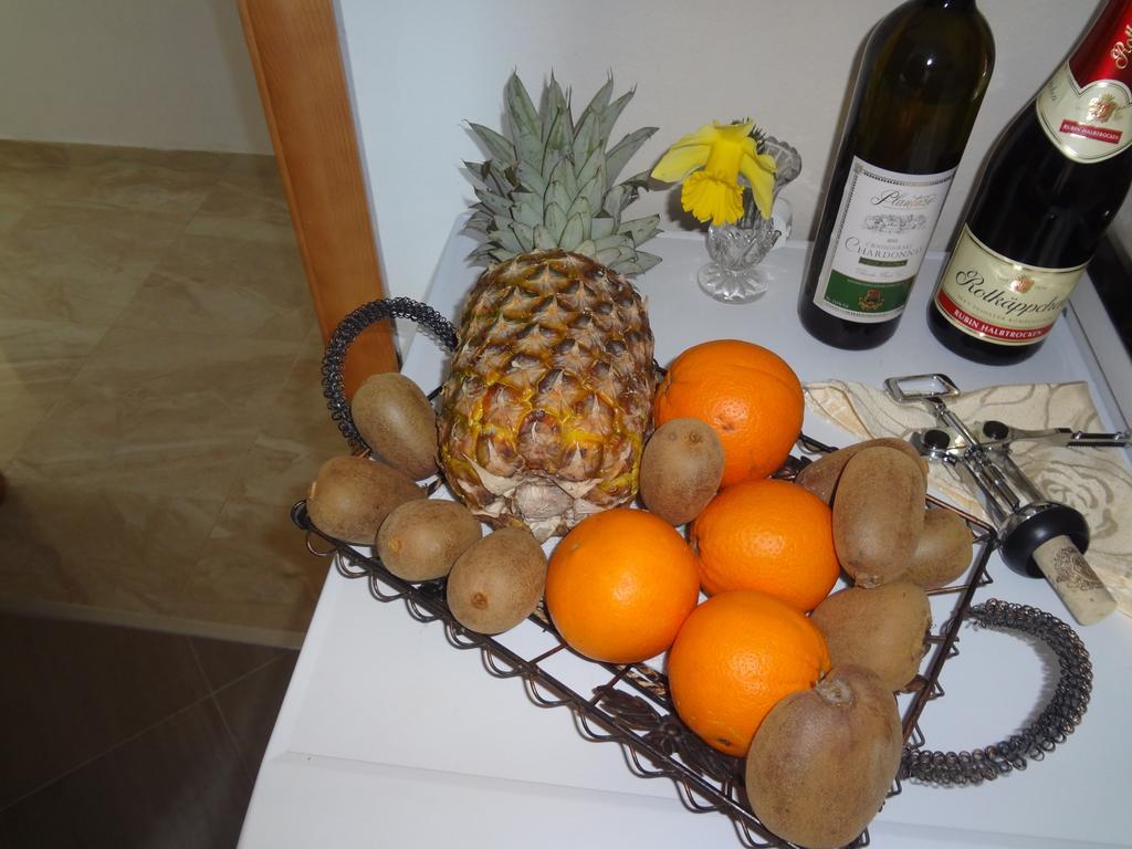 Apartaments Queen Ulcinj Esterno foto
