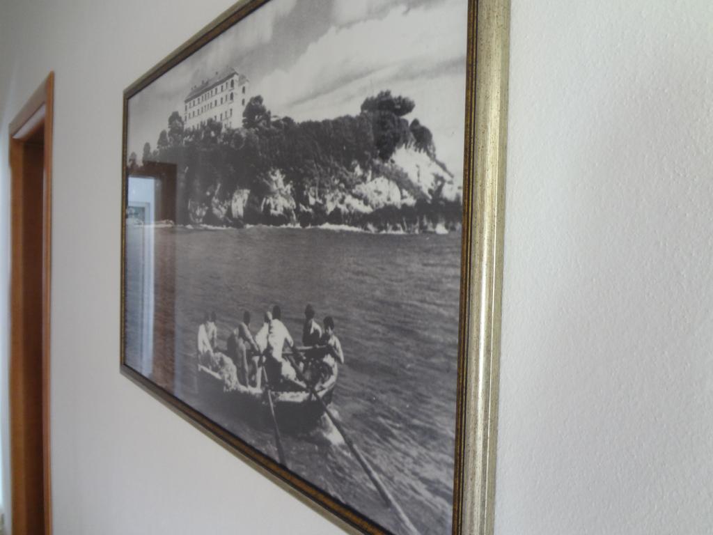 Apartaments Queen Ulcinj Esterno foto